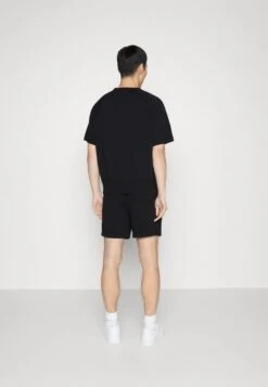 SHORT SLEEVE - T-Shirt Print - Black 10 SHORT SLEEVE - T-Shirt Print - Black -Indicode Jeans Verkäufe 005347aad8fd4f62817fd761125265c3