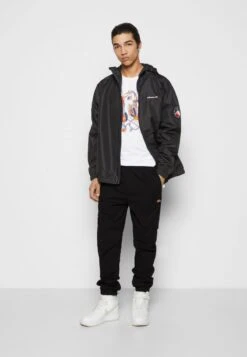 Ellesse INNES - Cargohose - Black -Indicode Jeans Verkäufe 0078c855877640a2b7596da7b202d96b