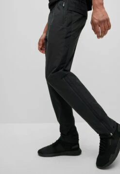 Boss T_PHANTOM - Jogginghose - Black One -Indicode Jeans Verkäufe 01bb2b6367044f14b4b4c3db3f06e76c
