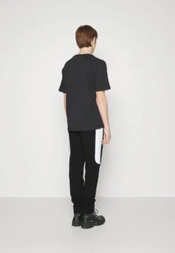 Bikkembergs Jogginghose - Black -Indicode Jeans Verkäufe 1239c8e8864b43198dc65cee71fd323c