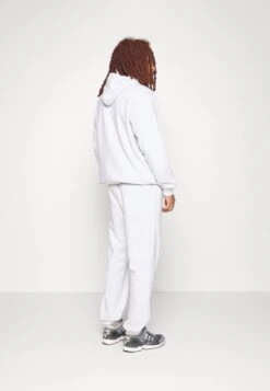 Adidas Originals ESS LOGO - Jogginghose - Orbit Grey -Indicode Jeans Verkäufe 1f8b5d69cc964e088863e4fe92aecece