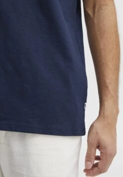 Solid SDFINLEE - T-Shirt Print - Insignia Blue 12 Solid SDFINLEE - T-Shirt Print - Insignia Blue -Indicode Jeans Verkäufe 2ea3a47ad42a4b8687a9f3497ae409a0