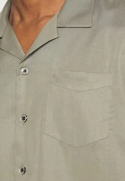 Libertine-Libertine CAVE - Hemd - Olive -Indicode Jeans Verkäufe 2f863385d8004f5899d347be626b21ca