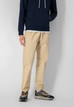 Champion Jogginghose - Nbk 13 Champion Jogginghose - Nbk -Indicode Jeans Verkäufe 3928b8d1946c4216990a913240d6b9dc