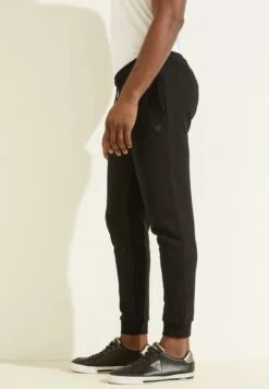 Guess Jogginghose - Schwarz 11 Guess Jogginghose - Schwarz -Indicode Jeans Verkäufe 42755488e02d43b582a5f5f07ebfa364