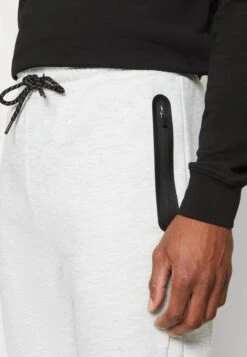 BRAVE SOUL ELFA - Jogginghose - Light Grey Marl -Indicode Jeans Verkäufe 4fc33abb61424029b366ed6f7fcd6674