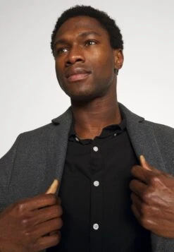 Farah BREWER - Hemd - Black 11 Farah BREWER - Hemd - Black -Indicode Jeans Verkäufe 5883fdc01e054856ad513a27784b2df1