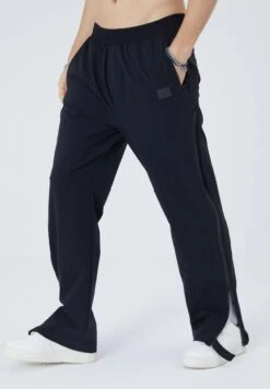 MIT REISSVERSCHLUSS - Jogginghose - Schwarz 13 MIT REISSVERSCHLUSS - Jogginghose - Schwarz -Indicode Jeans Verkäufe 5da25115cca343c3966e540326ebfe2d 1