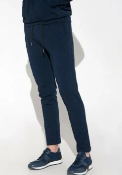 Blaze - Jogginghose - Black 12 Blaze - Jogginghose - Black -Indicode Jeans Verkäufe 68145e8732454c8eb5d83e5fcb84a9a3