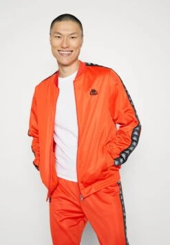 Kappa TRACKSUIT - Trainingsanzug - Orange -Indicode Jeans Verkäufe 71e9b7fb0c75452ba8fbffd653600a15