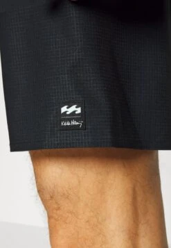 Billabong DOLPHIN DANCE AIRLITE - Badeshorts - Multi 10 Billabong DOLPHIN DANCE AIRLITE - Badeshorts - Multi -Indicode Jeans Verkäufe 767ee02d30b84a02b59d15721d0db471