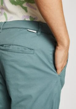 Tom Tailor SLIM BERMUDA - Shorts - Deep Bluish Green 13 Tom Tailor SLIM BERMUDA - Shorts - Deep Bluish Green -Indicode Jeans Verkäufe 83279316cc414e1faa31a19e6e9eff02