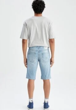 DeFacto Jeans Shorts - Blue -Indicode Jeans Verkäufe bbedd9ccaf894ef39f3ddcc34c95c34c