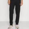 Gant ARCHIVE SHIELD - Jogginghose - Black -Indicode Jeans Verkäufe bddf51e1aba04e79ae96fca44e07de50