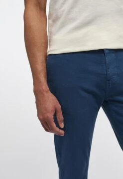 Mustang BEFLEX - Chino - Insignia Blue -Indicode Jeans Verkäufe c369f3132817457385c68e2f1aa5f1e7