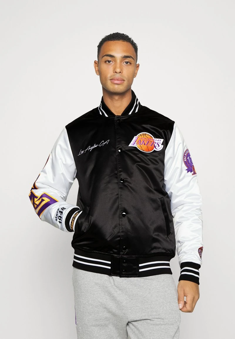 Mitchell & Ness NBA LOS ANGELES LAKERS TEAM ORIGINS VARSITY JACKET - Trainingsjacke - Black / White 3 Mitchell & Ness NBA LOS ANGELES LAKERS TEAM ORIGINS VARSITY JACKET - Trainingsjacke - Black / White