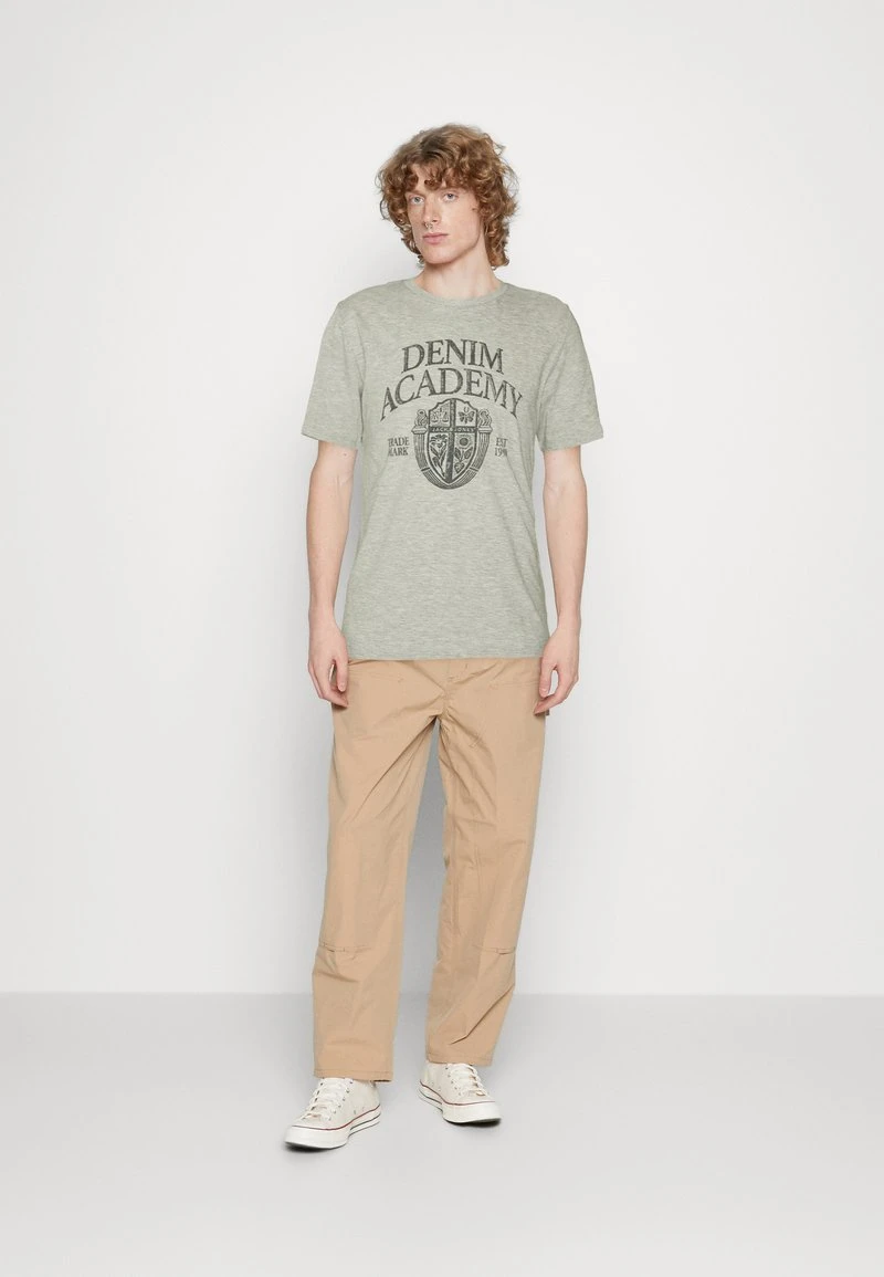 JACK&JONES Premium JPRBLUACADAMY TEE - T-Shirt Print - Cool Grey 4 JACK&JONES Premium JPRBLUACADAMY TEE - T-Shirt Print - Cool Grey – Bild 2
