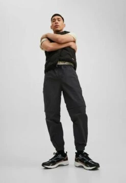 Jack & Jones BILL - Stoffhose - Black -Indicode Jeans Verkäufe e2cf6ebd6cff4b41a1a4b155d458081d