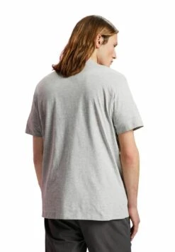 ESPRIT MIT PRINT - T-Shirt Print - Light Grey New 9 ESPRIT MIT PRINT - T-Shirt Print - Light Grey New -Indicode Jeans Verkäufe e8f3f53c255649b896e69f5da26ae342