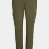 Jack & Jones JJIPAUL JJFLAKE - Cargohose - Olive Night -Indicode Jeans Verkäufe f77e037cb8a544a39066870a17e999f7